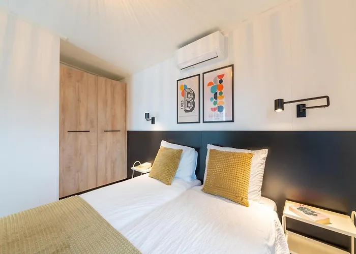 In 't Groene Hart On The Water Tatil Evi Oud Ade